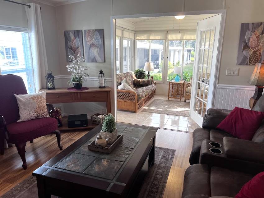 1011 Eagle Drive a Winter Haven, FL Mobile or Manufactured Home for Sale